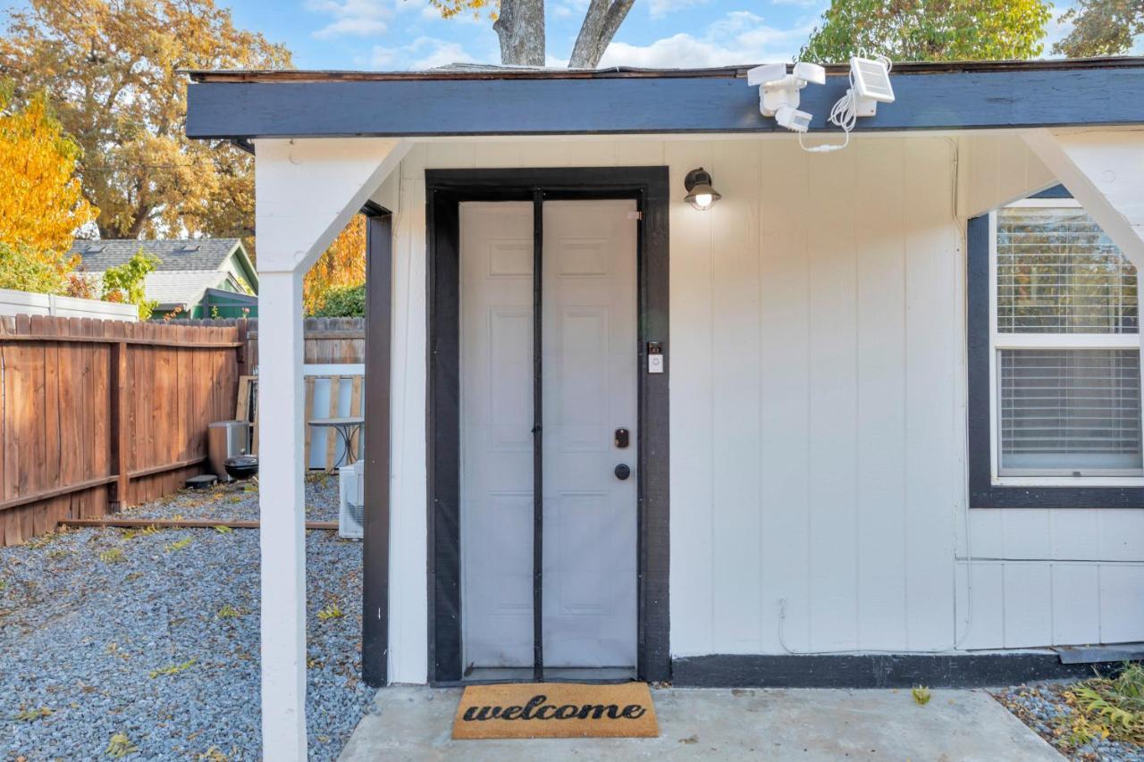 A Cottage - Walk To Uc Davis & Shriners ساكرامنتو المظهر الخارجي الصورة